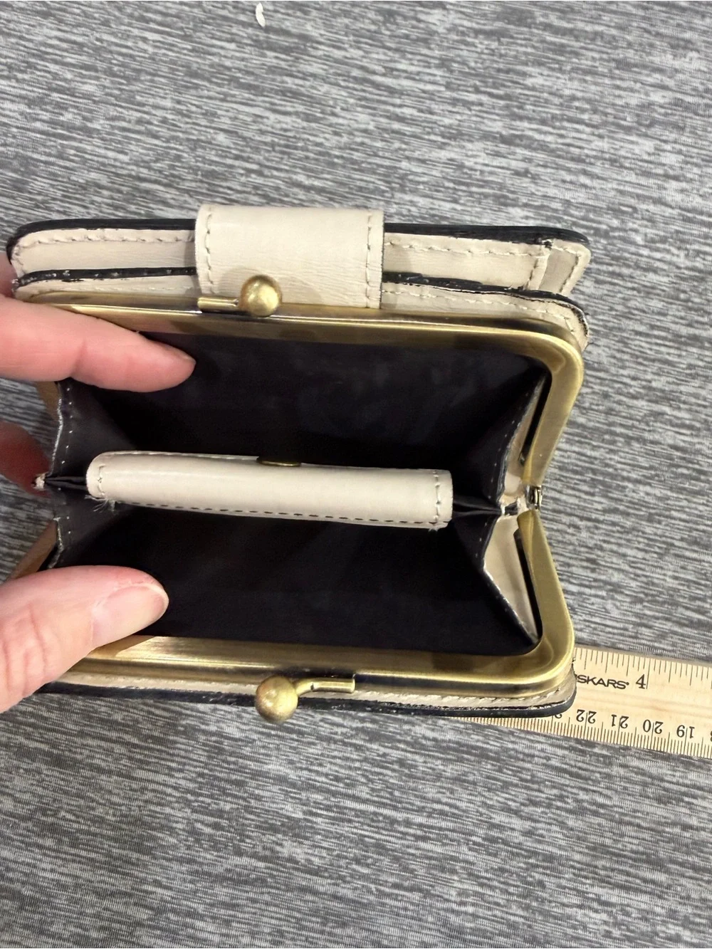 Patricia Nash Cream Leather Snap Wallet
